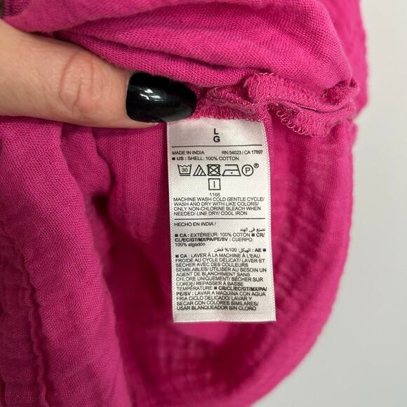 Old Navy Hot Pink Gaize 100% Cotton Button Down Short Sleeve Shirt Size Large - Picture 4 of 6